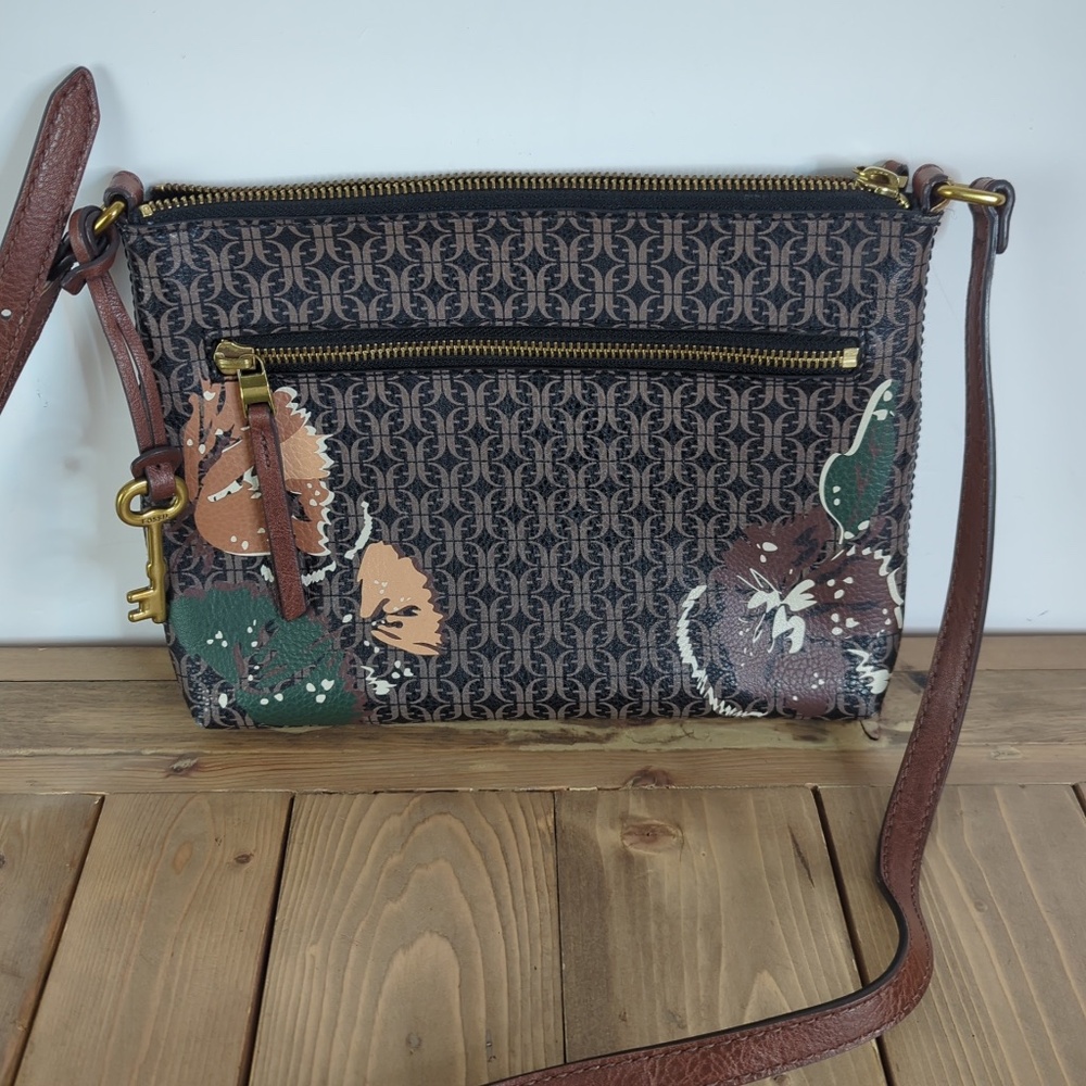 Fossil Women’s Fiona Black/Brown Crossbody Bag